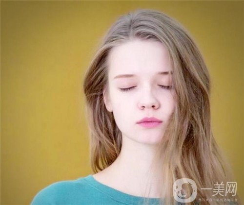 假體隆鼻多久完全消腫？怎么加速消腫呢？