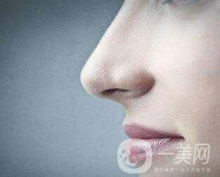 鼻子整形7天還腫嗎？消腫妙招看這里！