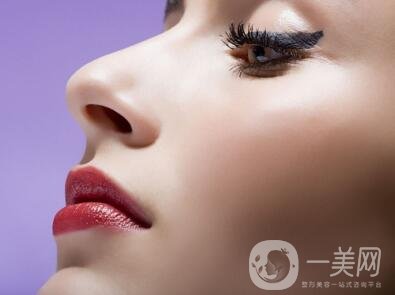 假體隆鼻*果怎么樣呢？是否自然？