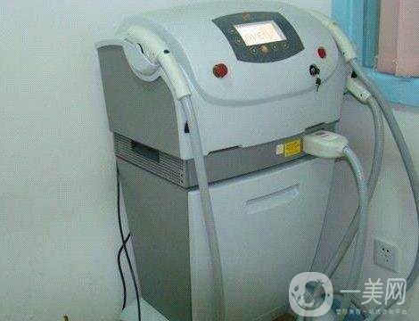 彩光嫩膚祛斑價格是多少?要做幾次才*?