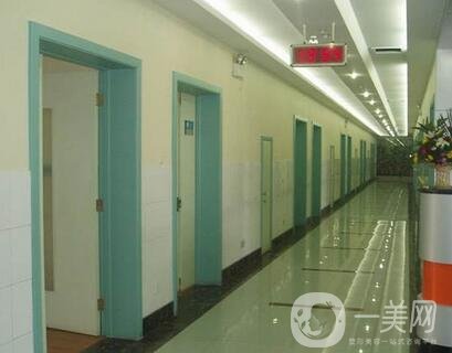 臺州市中心醫(yī)院整形美容激光中心價格表特惠公開，收費標準詳情一覽