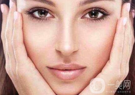 假體隆鼻手術(shù)