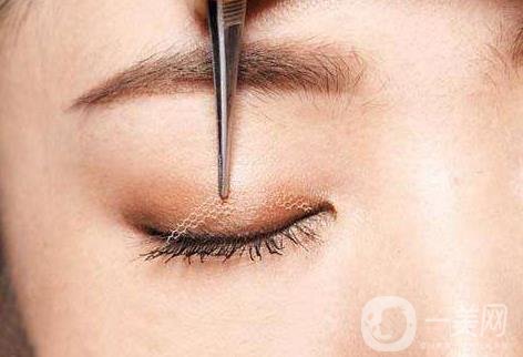 內(nèi)雙怎么變外雙？能貼雙眼皮貼嗎？