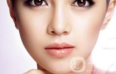 歪鼻整形手術(shù)是怎么做的？要多少錢？