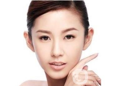 在不整容的情況下怎樣使鼻子變挺？