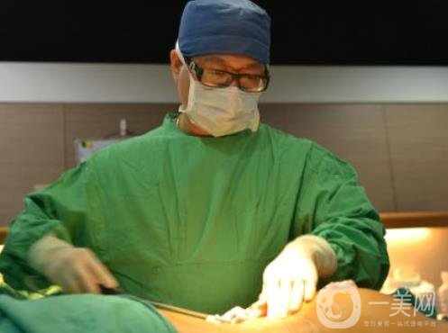 360度吸脂的手術(shù)需要多少錢？