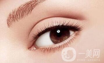 吸雕雙眼皮手術(shù)過(guò)程介紹和注意事項(xiàng)一覽