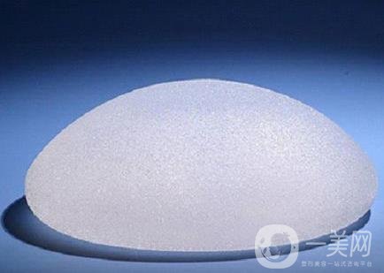 娜高乳房假體能用一輩子嗎？