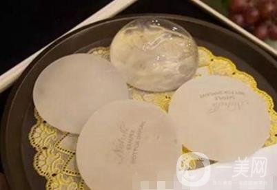 娜綺麗隆胸多久變軟？怎么加速變軟？