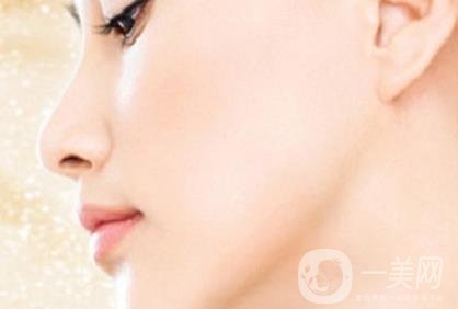 自體耳軟骨隆鼻手術大概多少錢？