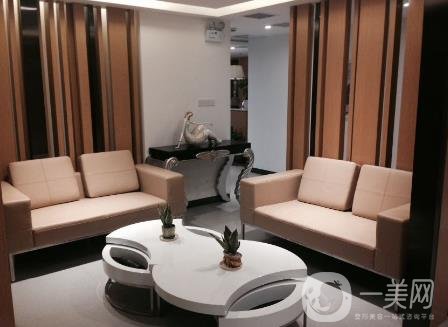 株洲愛思特醫(yī)療美容價格表