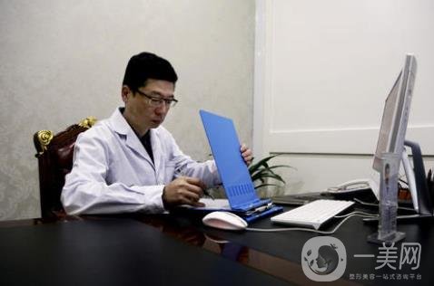 大連何醫(yī)生鼻整形價格表