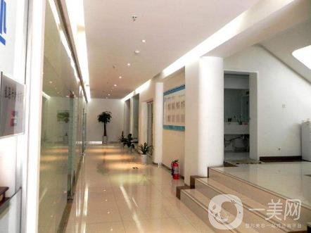 鄭州梨花雨醫(yī)療美容價格表