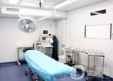 丹東詩(shī)莉花美容院做雙眼皮怎么樣？?jī)r(jià)格表及醫(yī)院口碑一覽