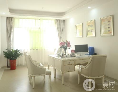 湘潭春天醫(yī)療美容醫(yī)院整形價格表曝光啦！速覽！