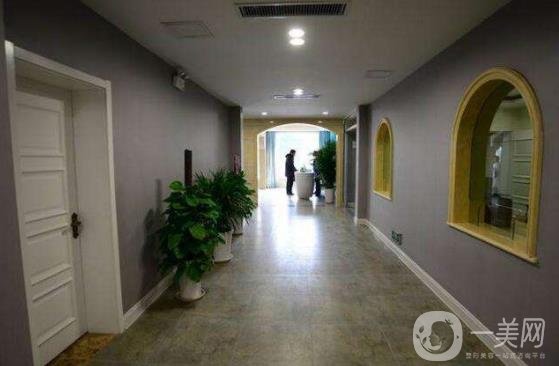 濟(jì)南曹博士美容整形醫(yī)院價(jià)格表