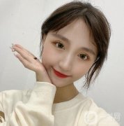 看著自己的這個(gè)眼袋我就心煩意亂，真的想把這個(gè)眼袋給去除掉