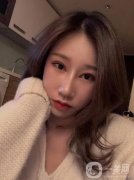 在沒有做去法令紋手術(shù)之前，那時(shí)候我很自卑，雖然我才剛剛?cè)畾q