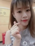 為了去做這個眼綜合手術(shù)，我還專門和公司請了一周的假