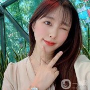 實我們可以去整形醫(yī)院做熱瑪吉，這種深度的保養(yǎng)能夠讓肌膚產(chǎn)生一些膠原蛋白