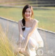 ，這樣長期下來好像惡性循環(huán)，后來我在整形醫(yī)院里做了熱瑪吉，深度的為自己