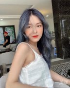 對于全切雙眼皮我還是有些害怕的，就選擇了不用開刀的方式去做個埋線雙眼皮