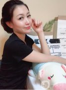 沒有做眼綜合手術(shù)之前的我，雖然眼并不是很小，但是單眼皮的我看上去沒有一