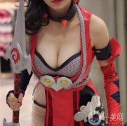 做完自體脂肪隆胸手術(shù)已經(jīng)有一周的時間了，今天我去醫(yī)院拆了線。還讓醫(yī)生給