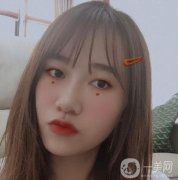 做完熱瑪吉已經(jīng)有兩個月的時間了，皮膚越來越緊致，越來越嫌小了