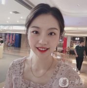 黑眼圈實在是太嚴重了，而且皮膚特別的暗黃，終我還是決定要去