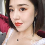 其實(shí)在當(dāng)下注射玻尿酸是一個(gè)特別常見的美容調(diào)節(jié)，主要是痛苦小，而且恢復(fù)起