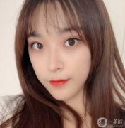 我的大臉不是因?yàn)槿馊獾哪樆蛉砑∪獾姆蚀?，所以注射瘦臉針不容易有?shí)際效