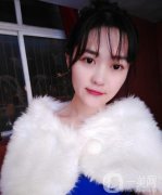 我很早以前就想過(guò)動(dòng)鼻子，因?yàn)槲艺娴暮懿幌矚g我的鼻子，感覺(jué)我的鼻影就那樣