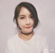 隆鼻的整個過程并沒有那么難受，因為有專業(yè)的麻醉師全程陪伴