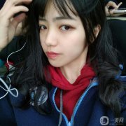 我一直都是膚色暗沉，偏黃，皮膚下垂，雙下巴，有些細(xì)紋