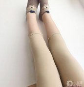 原來大腿抽脂真的只有大腿根部有幾個小洞，所以我也放下了心