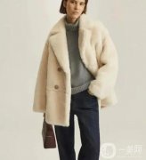 世界羊絨衫奢侈品牌：傳統(tǒng)工藝與現(xiàn)代設(shè)計的融合