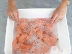 護(hù)發(fā)素妙用：拯救縮水毛衣的秘密武器