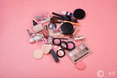 ＂TST庭秘密微商傳銷事件：法律責(zé)任與消費者權(quán)益＂