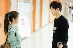 《泡沫之夏》新版來(lái)襲，張雪迎飾演尹夏沫，網(wǎng)友期待重燃青春！