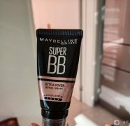 cc霜和bb霜哪個(gè)更貴