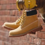 馬丁靴適合徒步登山嗎