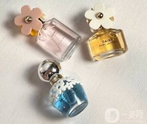 Marc Jacobs Rollerball Trio Gift Set：釋放女性內(nèi)心的柔情與活力