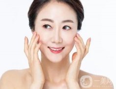 50歲以后的女性如何去除皺紋，保持精致美麗？