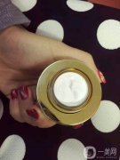 素顏霜后要拍散粉嗎