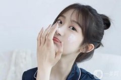 化妝小白也能變大神：解密美妝博主的秘密，讓你秒變妝容達人