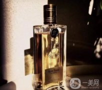 夜色下的索女香氣：七款不羈的香水推薦