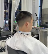 男士發(fā)型指南：四種值得嘗試的發(fā)型，讓你脫穎而出