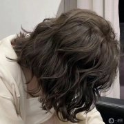 波波頭：時尚舞臺上的經(jīng)典發(fā)型